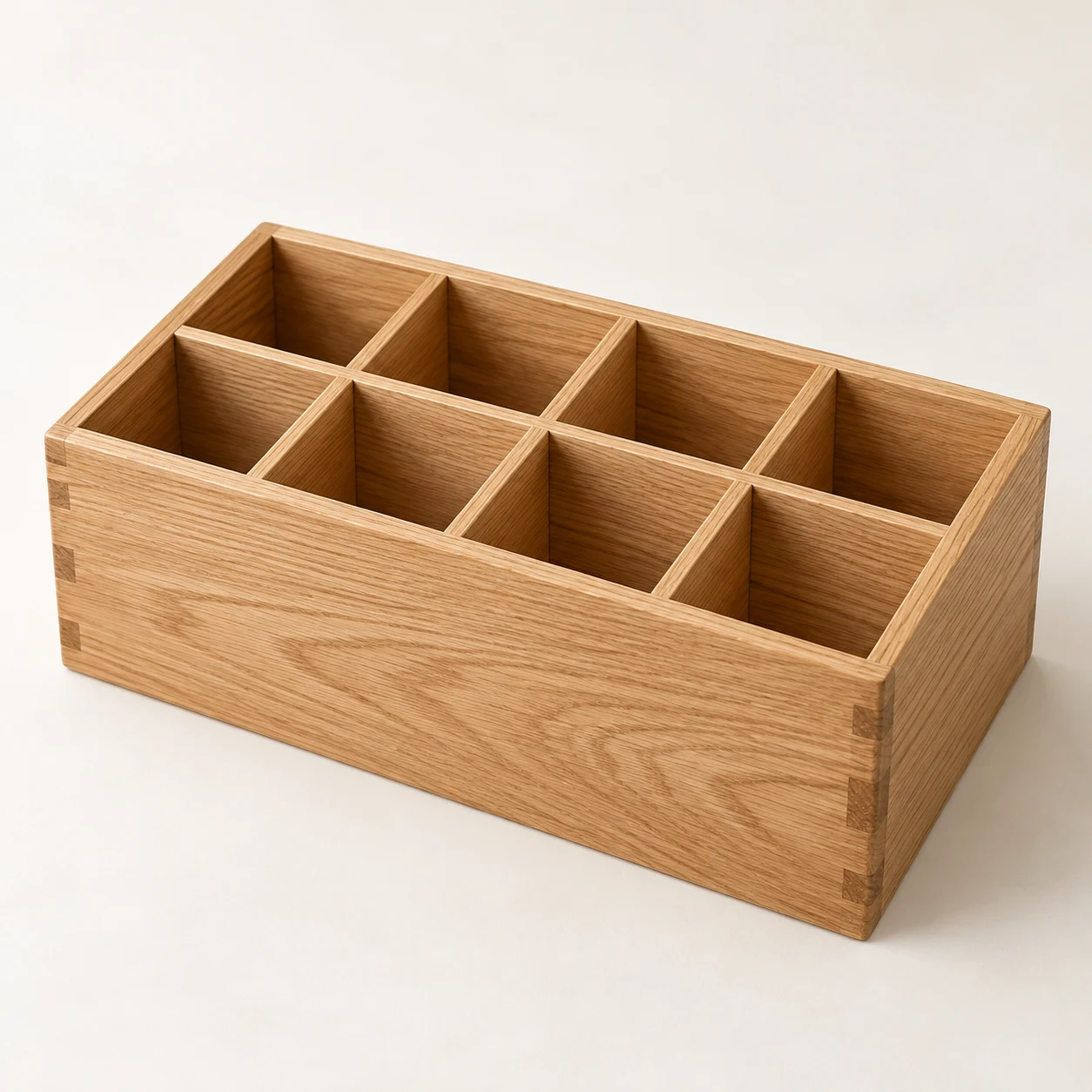Riku Wide, 8-compartment white oak pen holder